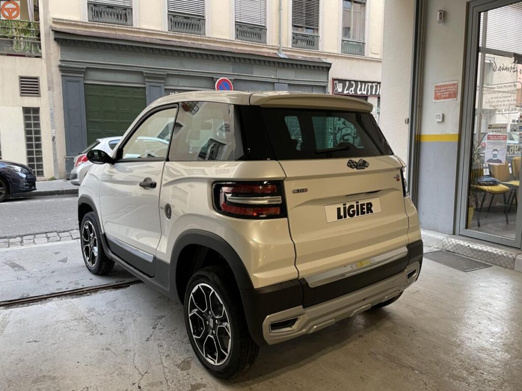 NOUVELLE LIGIER JS60 CHIC