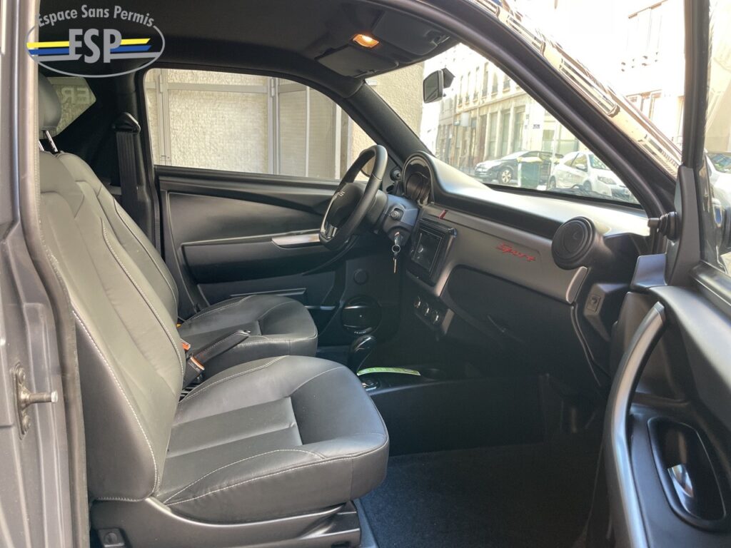 LIGIER JS50 SPORT YOUNG DCI