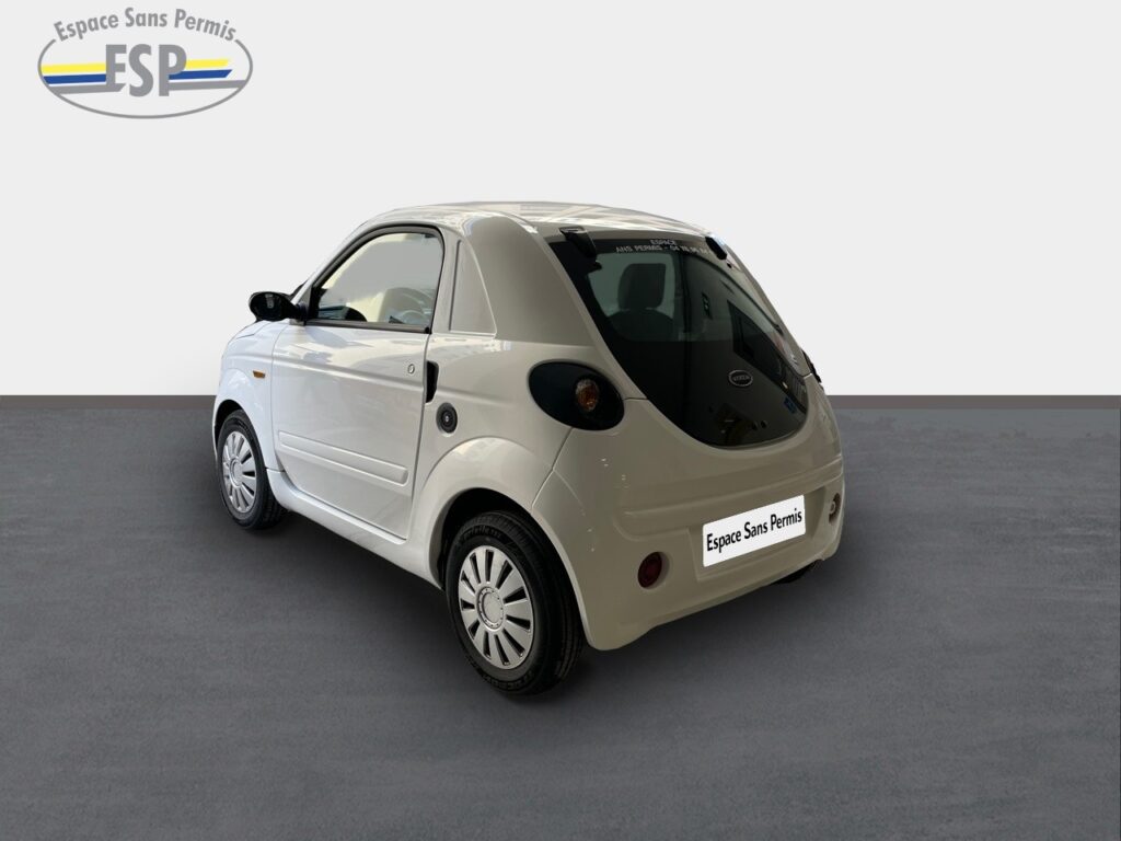 MICROCAR DUE