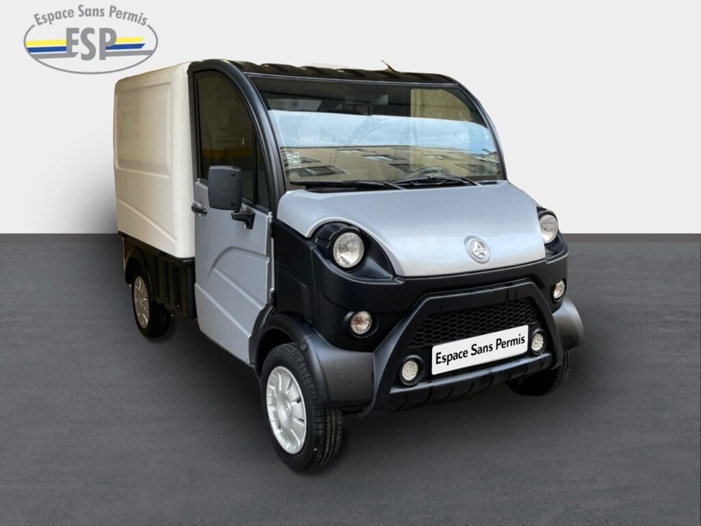 CAMION FOURGON AIXAM D-TRUCK