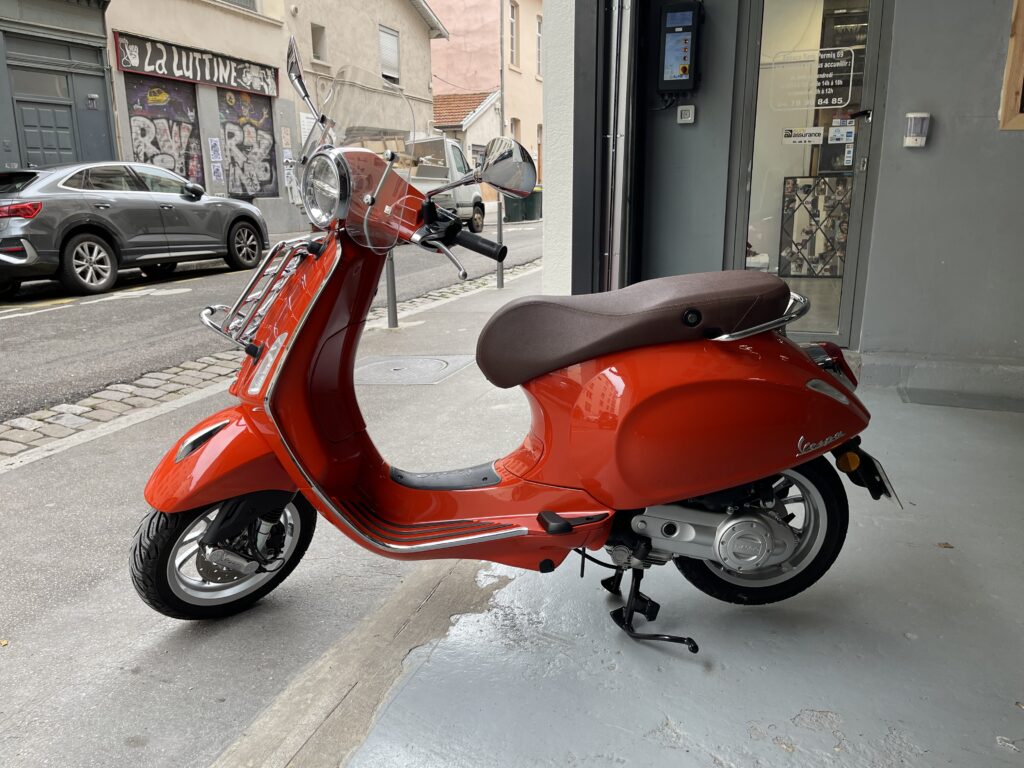 Scooter Piaggio Vespa Primavera