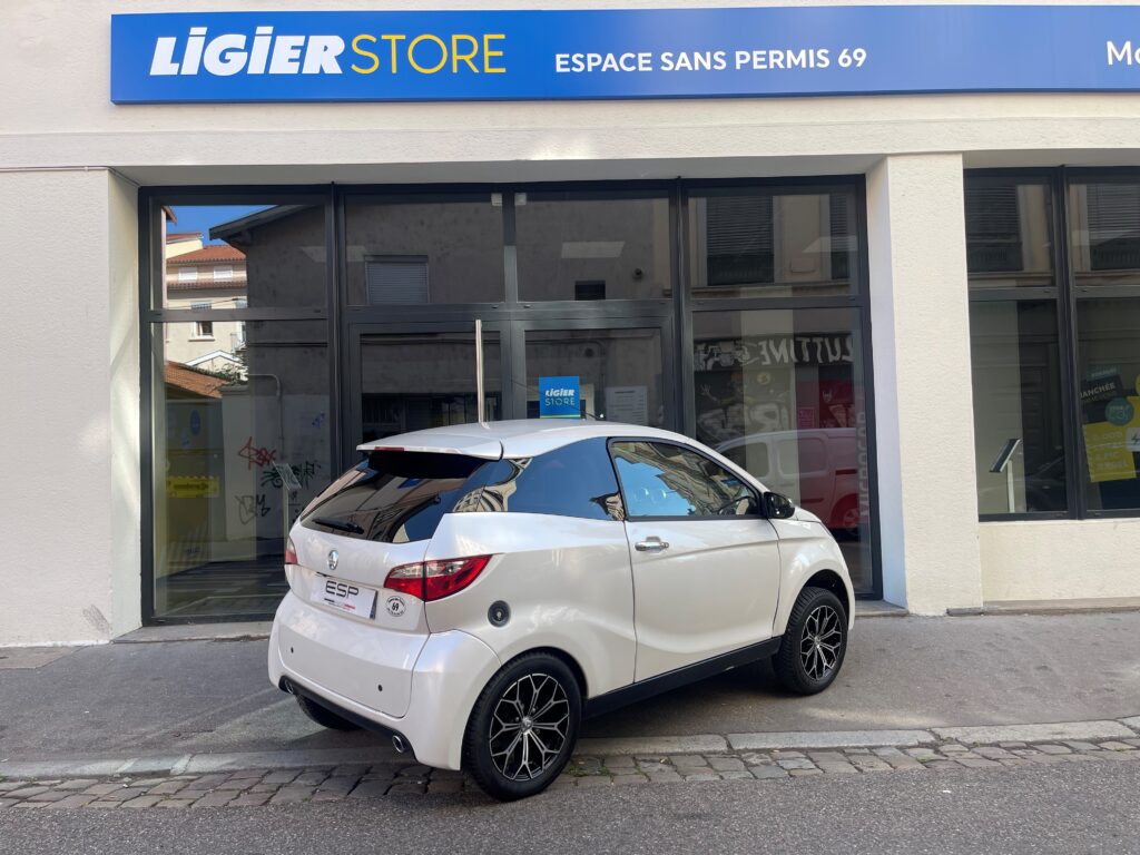 AIXAM Coupé Premium