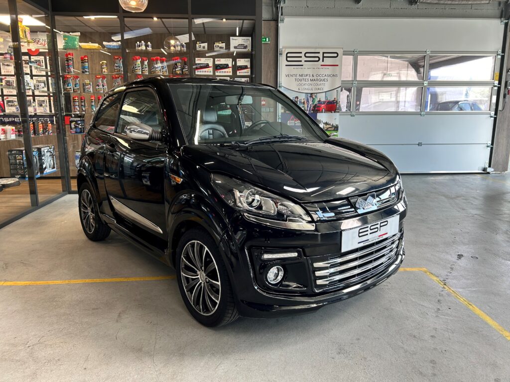 LIGIER JS50 L ELEGANCE