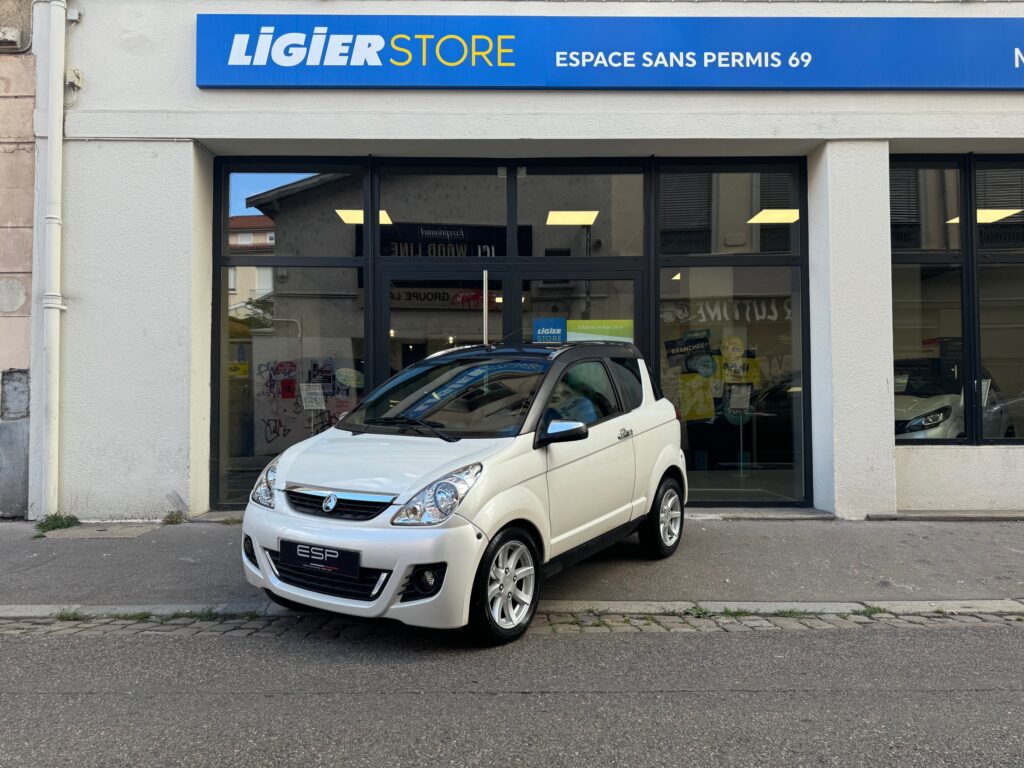 AIXAM CROSSLINE GT 4 places