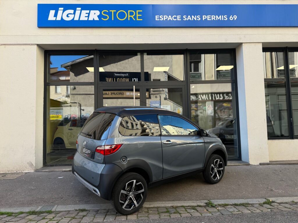 AIXAM Crossover Premium