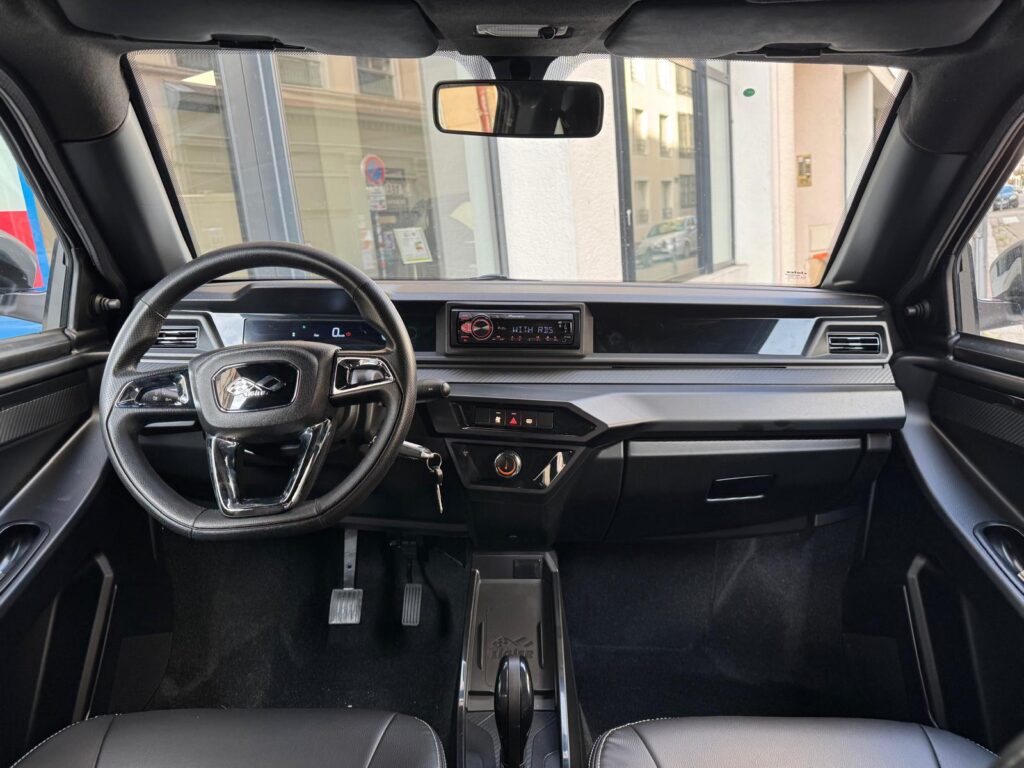 NOUVELLE LIGIER JS50 SELECT