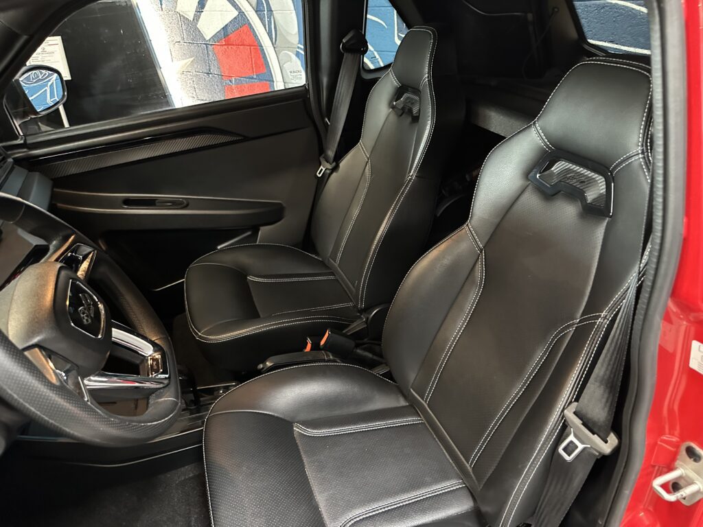 NOUVELLE LIGIER JS50 ELITE