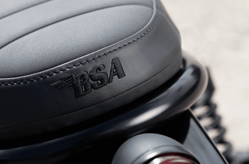 MOTO BSA SCRAMBLER 650