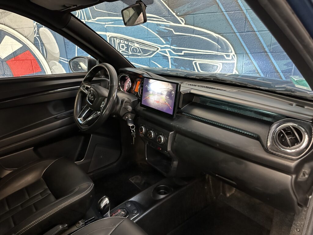 LIGIER JS60 DIRECTION ASSISTEE / CARPLAY