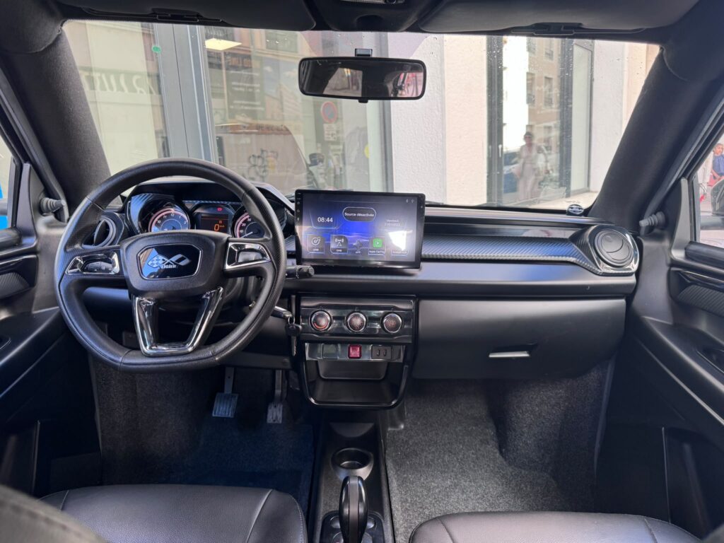 LIGIER JS50 DIRECTION ASSISTEE + CARPLAY