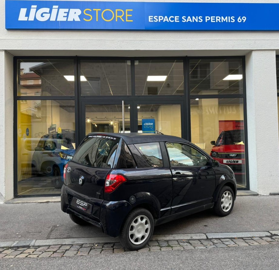 Voiture Sans Permis AIXAM CROSS MINAUTO