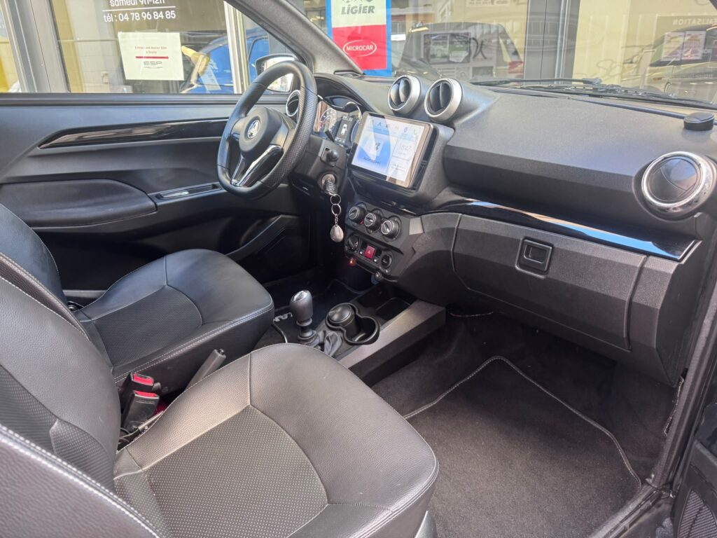 AIXAM CROSSOVER  ABS/CLIM/CARPLAY